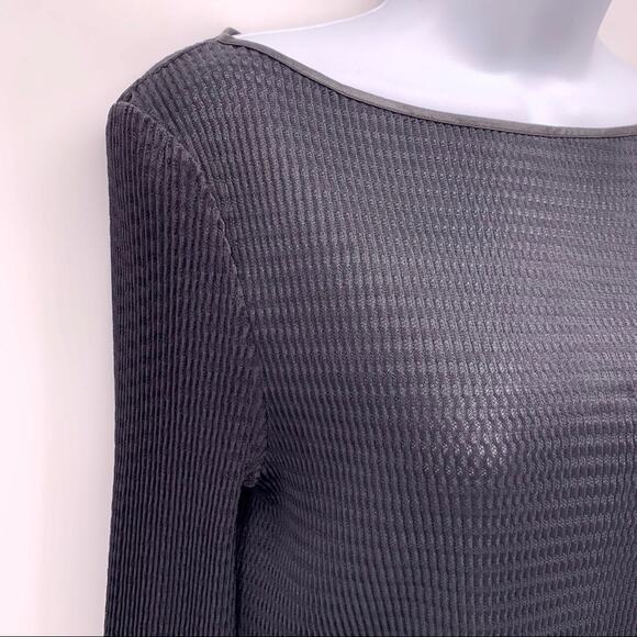 RARE Vivienne Tam Cropped Bell Sleeve Top Size 2 - Picture 4 of 7